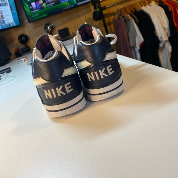 Nike Delta Force Low Men's Size 8.5 Navy Blue White ( 370543-411 ) - Picture 6 of 10